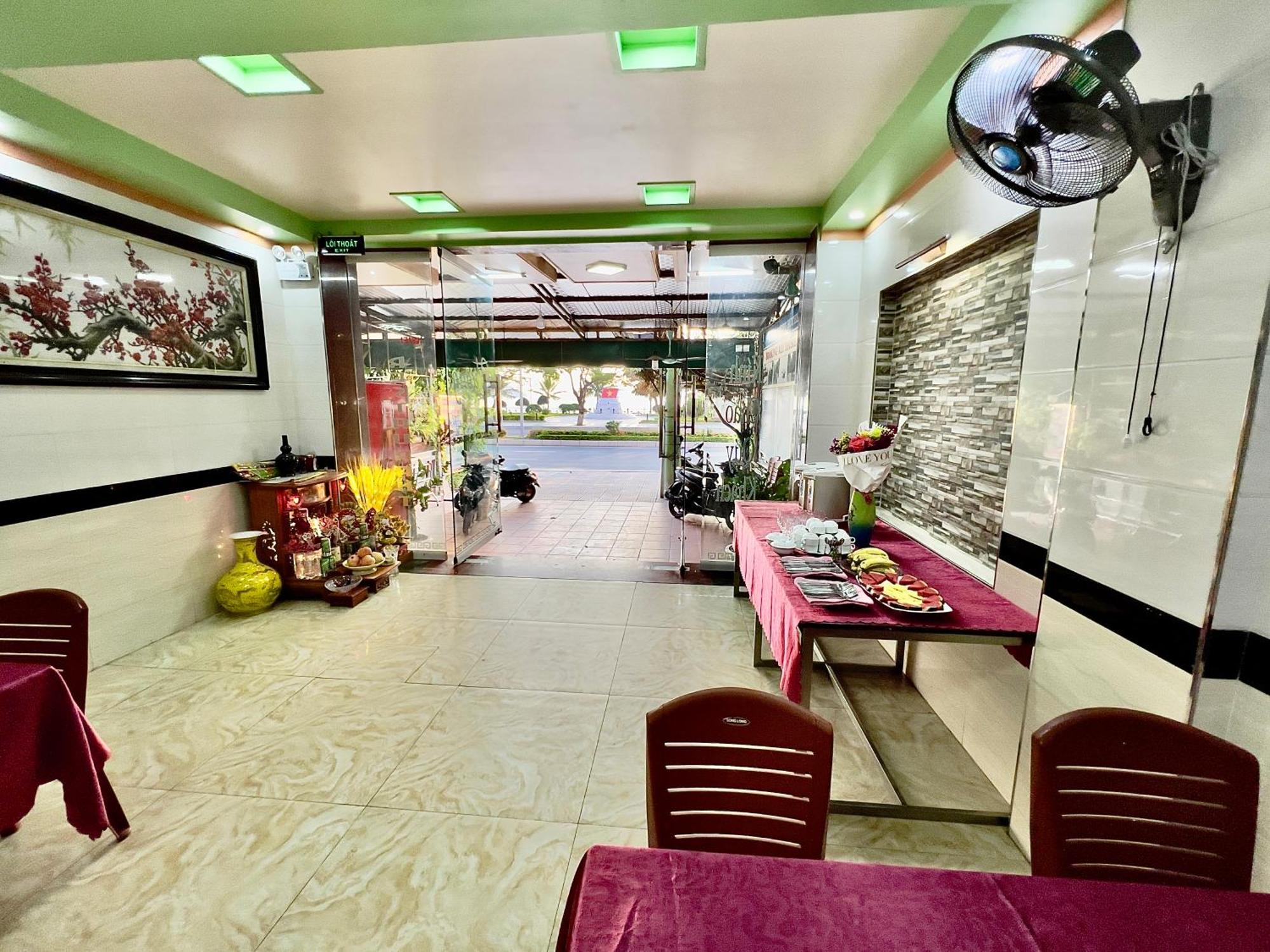Manh Vuong Hotel Catba Dong Khe Sau Exterior photo