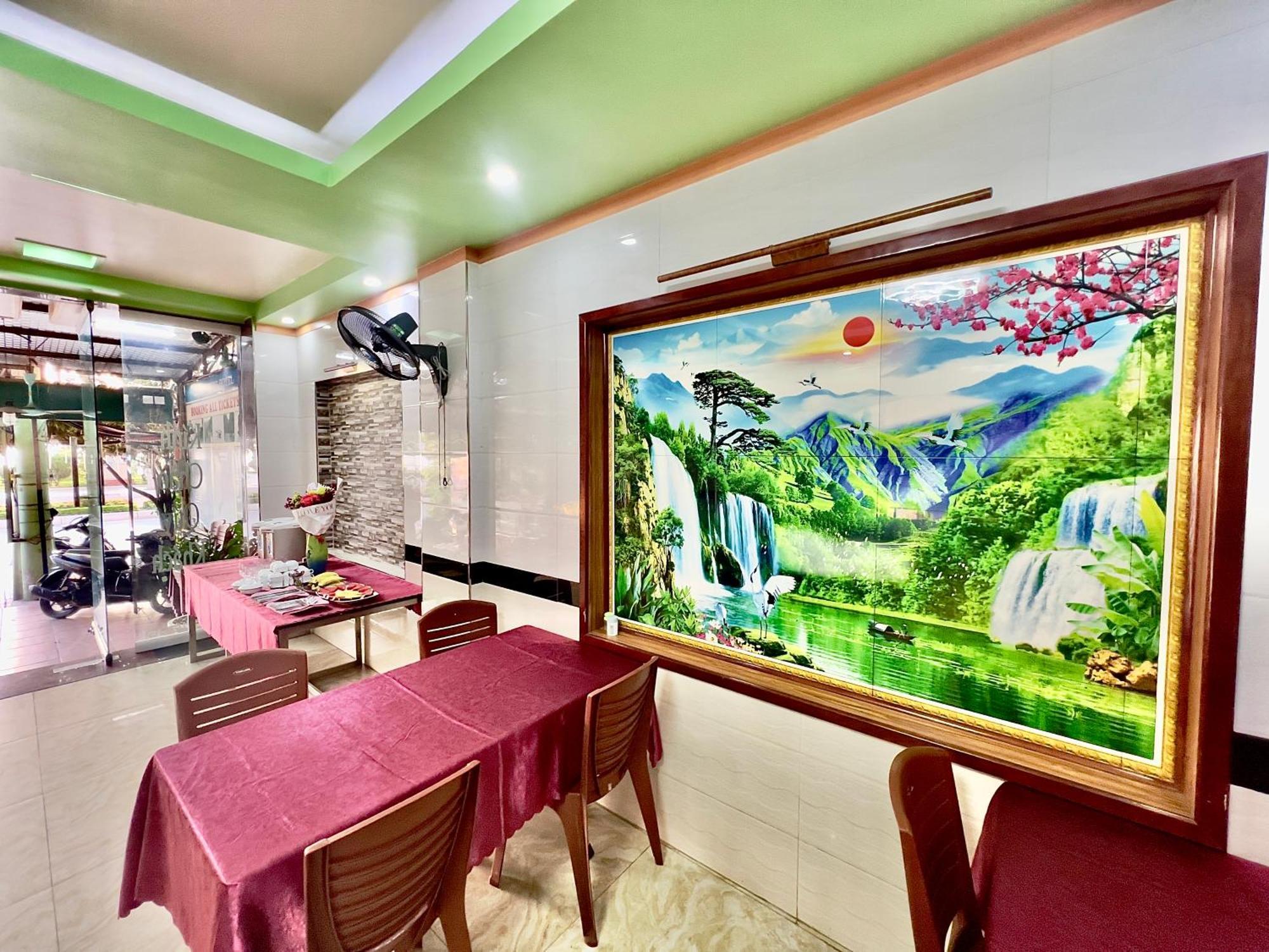 Manh Vuong Hotel Catba Dong Khe Sau Exterior photo